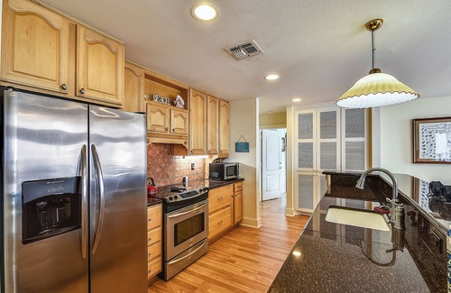 Hershey Beach Cottage | Serene Summer Breeze: Pet-Friendly Oceanfront Retreat