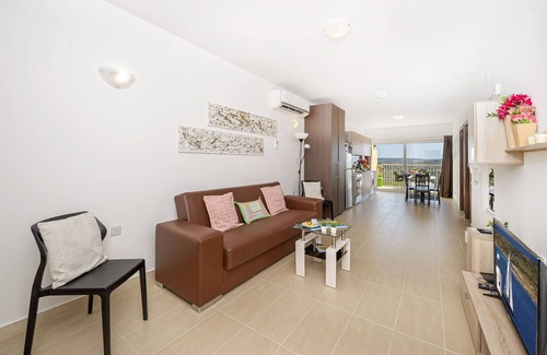 Mellieha Apartment | Relaxing Summer Breeze with Panoramic Terrace in Malta