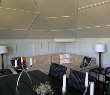 Bierini Apartment | Beautiful Summer Chalet in the Heart of Riga