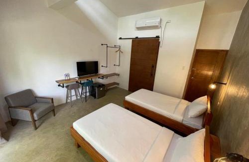 Puerto Princesa City Centre Bed & Breakfast | Experience Summer Days: Ocean View & Family-Friendly Comfort