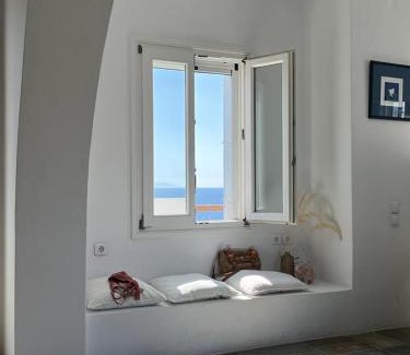 Soros House | Family-Friendly Sea View Villa in Antiparos - Rated 10/10!