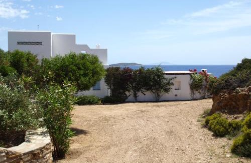 Soros House | Family-Friendly Sea View Villa in Antiparos - Rated 10/10!