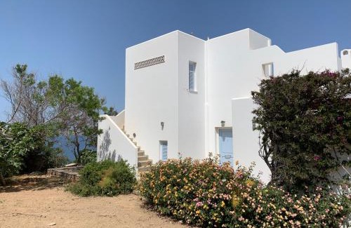 Soros House | Family-Friendly Sea View Villa in Antiparos - Rated 10/10!