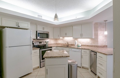 Orange Beach Condo | Oceanfront Summer House 1402B with Pool & Spa Amenities