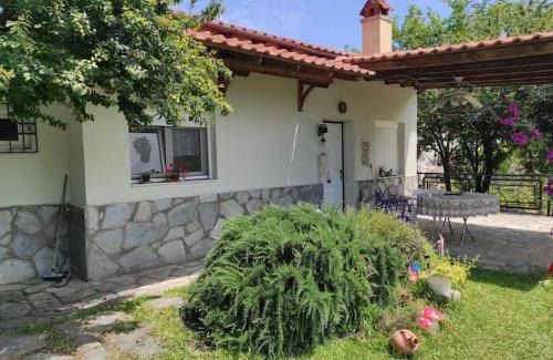 Sozopolis House | Beachside Escape: Summer House for 5 with Breakfast