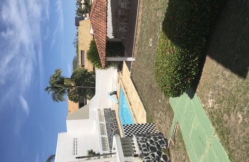 Vilas do Atlantico House | Inviting Summer House in Atlantic Villages with Pool Access