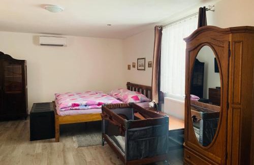 Kunratice Apartment | Family-Friendly Summer House with Top Guest Ratings
