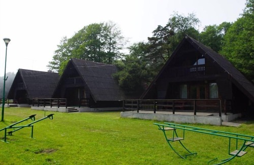 Mielno House | Scenic Lake House for 8: Pet-Friendly with Ocean Views
