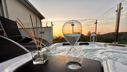 Slime House | Relaxing Summer House Nika with Ocean View & Hot Tub