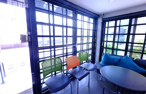 Rama 9 Hotel | Cozy Summer House: Guest Rated 9/10 with Essential Amenities
