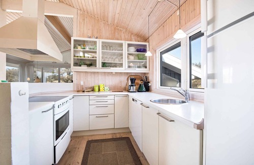 Rødhus House | Sea View Escape: Cozy Summer House Amidst Dunes