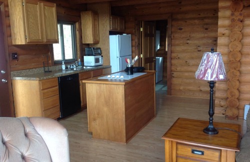 Amity Cabin | Summer Retreat: Enjoy Pool & Spa at Our Welcoming Hotel