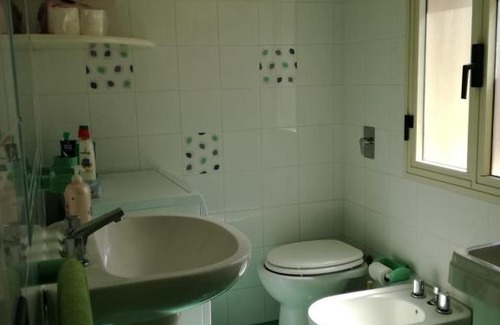 Casuzze Apartment | Ocean View Retreat - Family-Friendly & Guest Rated 9/10