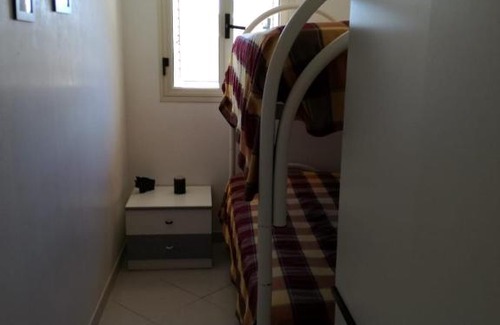 Casuzze Apartment | Ocean View Retreat - Family-Friendly & Guest Rated 9/10