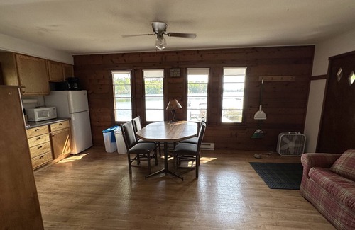 Lake Tomahawk Cabin | Relaxing Lakeside Cabins with Family-Friendly Amenities