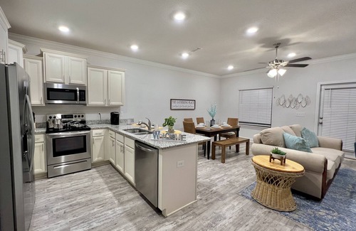 South Pensacola House | Indulge in Downtown Beach-House with Pool & Ocean Views