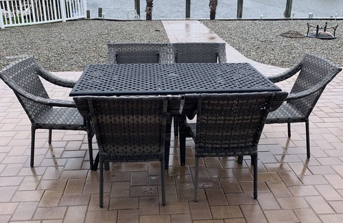 Osbornsville Apartment | Relaxing Oasis by the Lagoon with Oceanfront Amenities