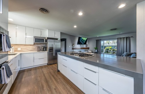 Hanford House | Idyllic Summer Oasis with Pool and Hot Tub Awaits You