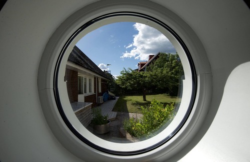 Lango Apartment | Idyllic Summer Residence: Nature & Sea at Your Doorstep