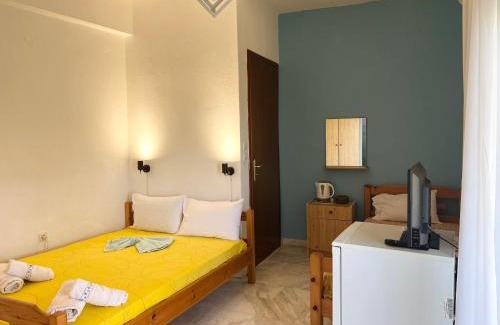 Skala Kallirachis House | Budget-Friendly Summer Rooms with Family Amenities Included