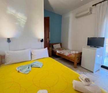 Skala Kallirachis House | Budget-Friendly Summer Rooms with Family Amenities Included