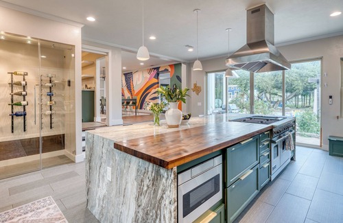 West Oak Hill House | Summer Sale | El Dorado Estate by AvantStay | 2-Acre Escape w/Pool, Playground