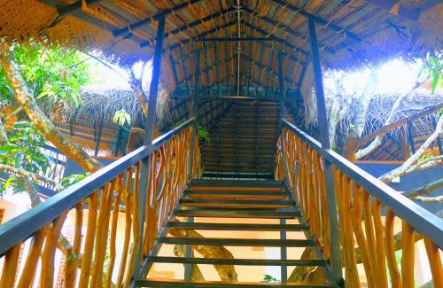 Polpithigama Hotel | Highly Rated Summer Will Resort with Breakfast and Family Fun
