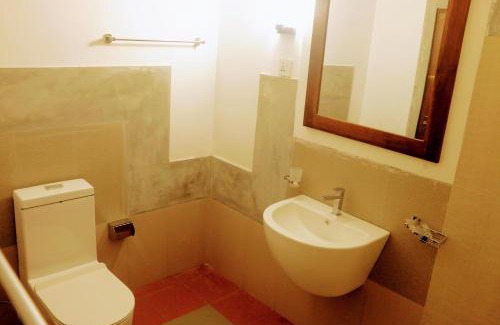 Polpithigama Hotel | Highly Rated Summer Will Resort with Breakfast and Family Fun