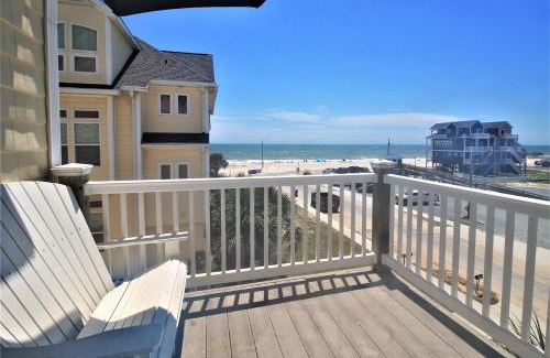 Surf City House | Discover Summer Winds 215 - Pet Friendly with Pool Access