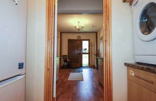 Gorran Haven Cottage | Summerfield Cottage: Pet-Friendly Retreat with Garden Oasis