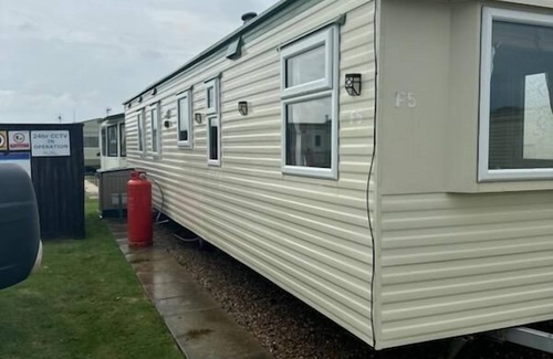 Skegness Apartment | Summerland Apartment near Skegness Beach