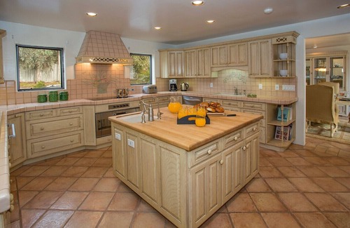 Summerland House | Summerland Beach Retreat: Family Fun and Prime Amenities