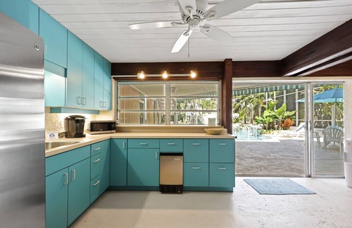 Summerland Key House | Unwind at Summerland Breeze: Family Retreat with Ocean Views