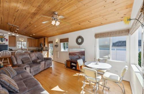 Summerland House | Summerland Double Dolphin