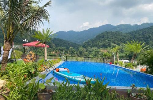 Soc Son Villa | Relaxing Summerly Villa Dong Do with Private Pool & Breakfast
