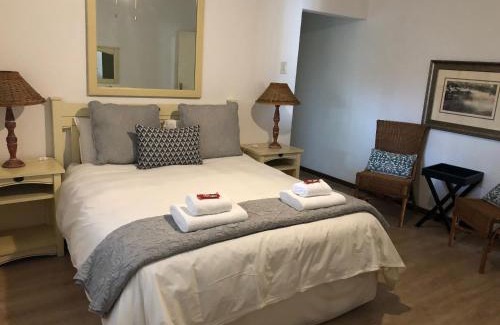 Hazyview House | Family-Ready Summerplace Holiday Home with Pool Access