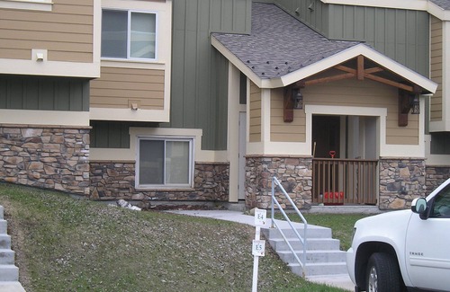 Summit Cove Condo | Guest Rated: Summit County Mountain View Condo with Spa