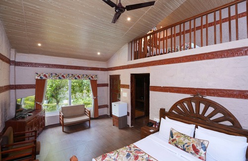 Samaguri Hotel | Relax at Summit Green Lake Tea Resort & Spa with Pool Access