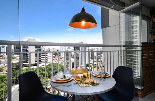 Pinheiros RV Rental | Summit Pinheiros | Cozy Apartment with Pool and Wi-Fi