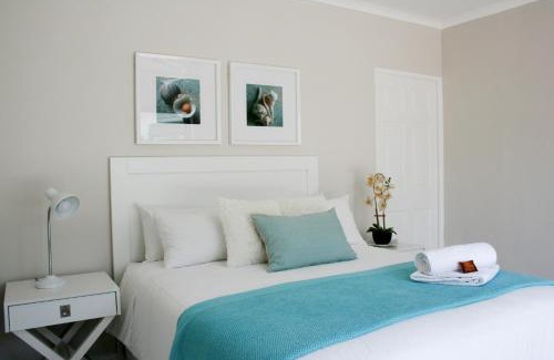 Beacon Bay House | Oceanfront Summit Place: Family-Friendly with Pool & Breakfast