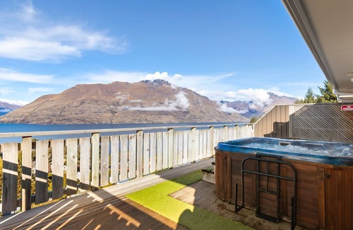 Fernhill House | Summit Serenity | Two Bedroom