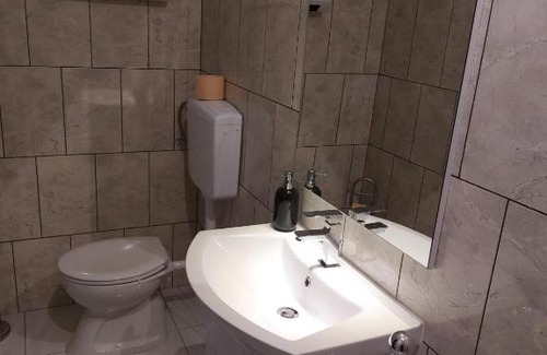 Otocic Ravni Zakan House | Discover Sunčana dolina: Pet & Child Friendly Retreat