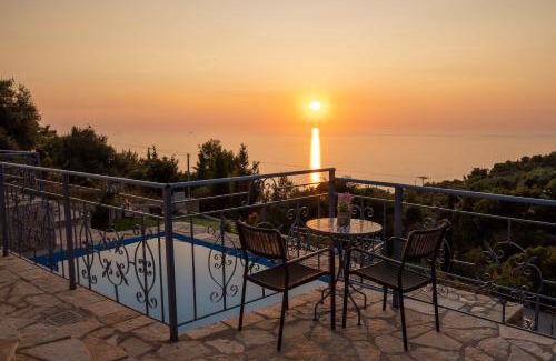 Evgiros Villa | Oceanfront Bliss at Sun And Stone with Pool Access