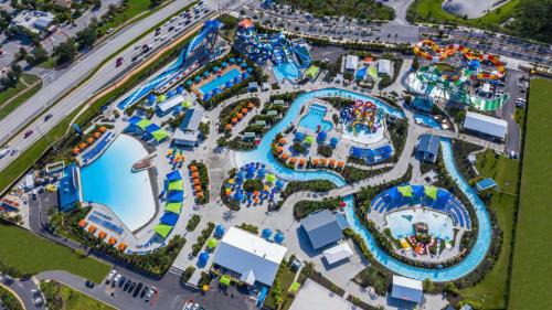 West Kissimmee House | Family-Friendly Cottage with Hot Tub near Disney