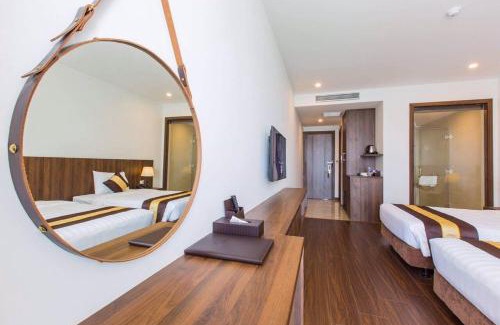 Ha Long Hotel | Relax at Sun Bay Tuan Chau Hotel with Oceanfront Views