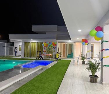 Puerto Colombia House | Cozy Blue Premium Beach: Pet-Friendly with Ocean Views