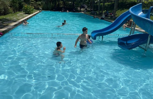 Luong Son Villa | Sun Blush S103: Pet-Friendly Retreat with Pool & Breakfast