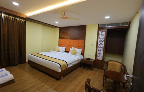 Palmaner Hotel | Budget-Friendly Retreat at Sun Castle for Your Getaway