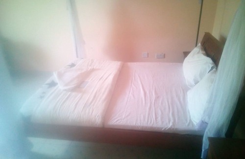 Sagana House | Budget-Friendly Sun Citi Resort with Pool and Breakfast