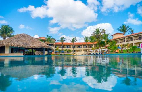 Camocim Hotel | Relax at Sun City Rota das Emoções with Oceanfront Views